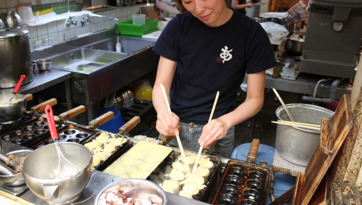 Special local tamago yaki in Akashi, Japan